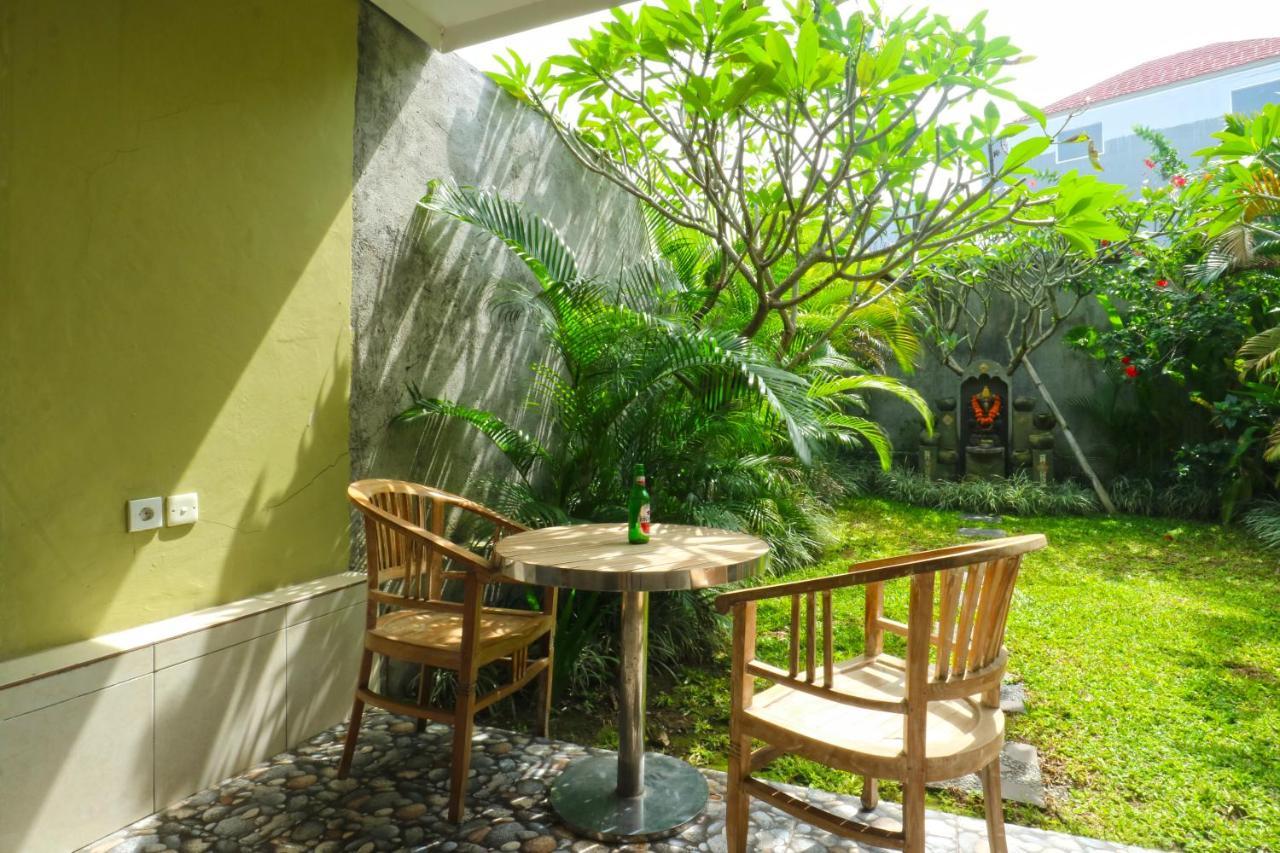 Saren Guest House Canggu Exterior foto