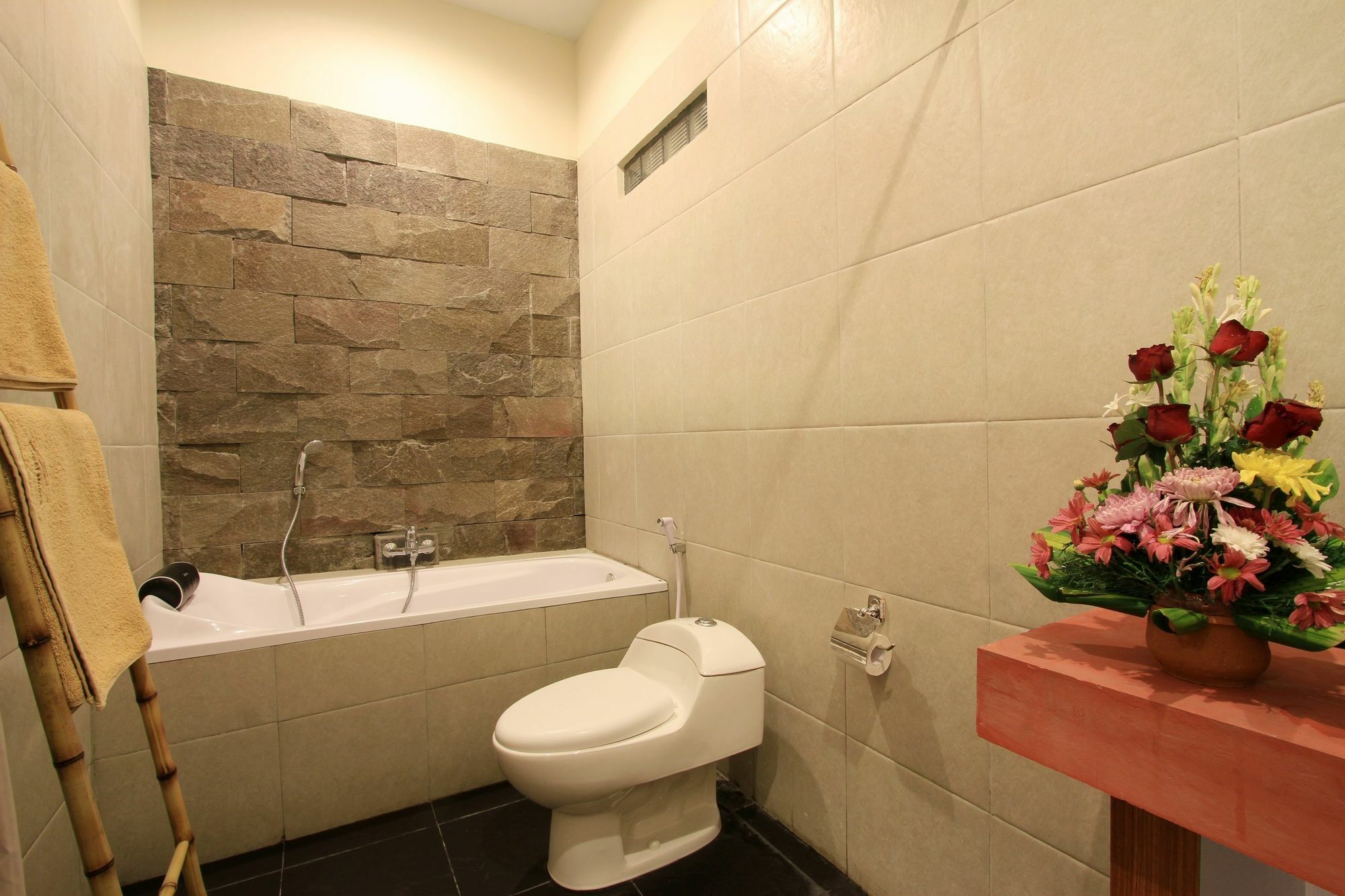 Saren Guest House Canggu Exterior foto